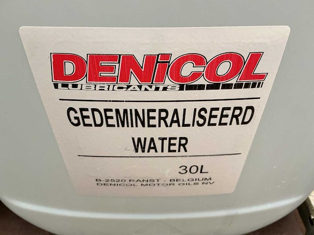 Denicol inhoud 30 liter gedemineraliseerd water - afbeelding 2 van  2