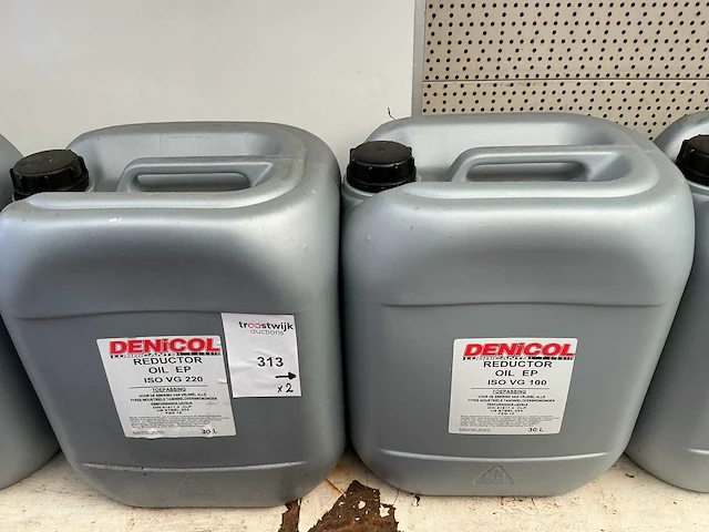Denicol tandwiel oil ep iso vg 220 + 100 smeermiddel inhoud 30 liter (2x) - afbeelding 1 van  1