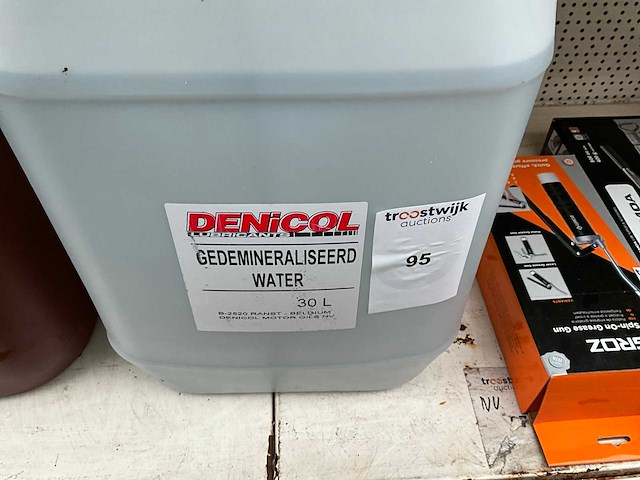 Denicol,gedemineraliseerd water,inhoud 30 liter - afbeelding 1 van  2