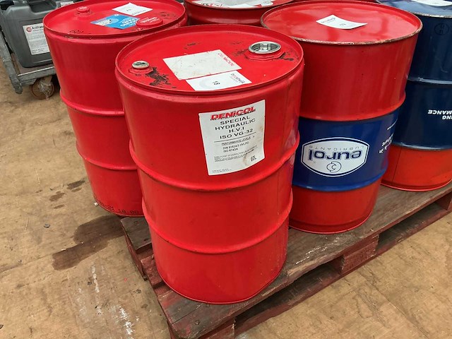 Denicol,inhoud 60 liter hydrauliek h.v.i iso vg - 32 smeermiddel - afbeelding 1 van  1