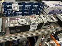 Denon dn-hc5000 dj controller - afbeelding 1 van  3