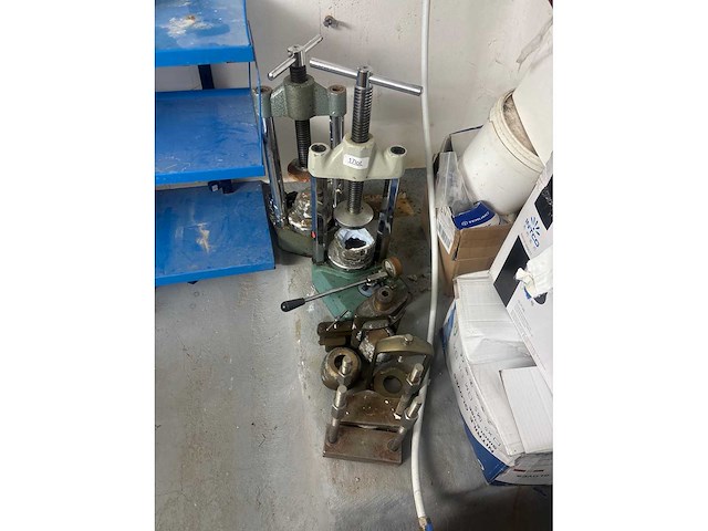 Dentomat 3 tandarts apparatuur press - afbeelding 1 van  4