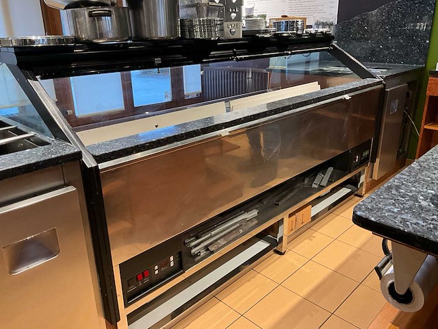 Deranieri koeltoonbank display - afbeelding 3 van  14