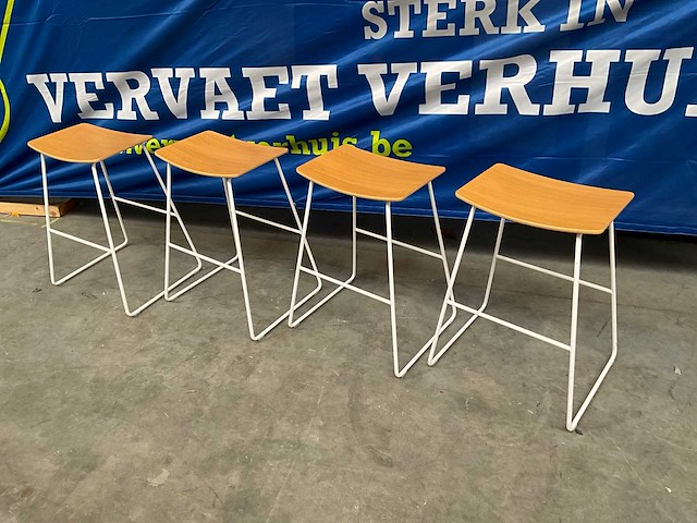 Design barkruk (2x) - afbeelding 1 van  4