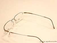 Design brilmontuur silhoutte - afbeelding 3 van  3