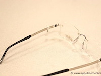 Design brilmontuur silhoutte - afbeelding 3 van  3