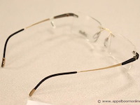 Design brilmontuur silhoutte - afbeelding 3 van  3