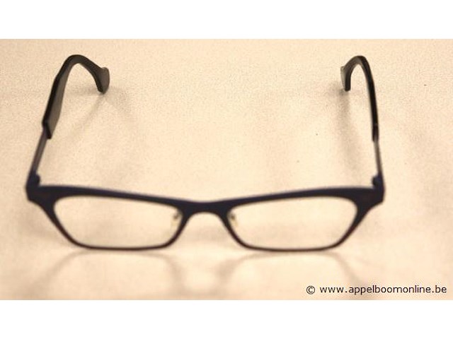 Design brilmontuur theo huitenate + quatre - afbeelding 2 van  3