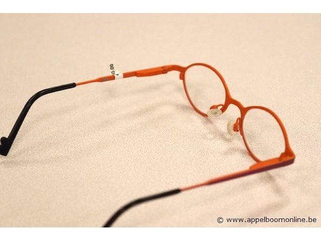 Design brilmontuur - afbeelding 3 van  3
