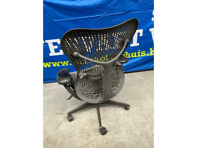 Design bureastoel herman miller mirra 1 (2x) - afbeelding 7 van  12