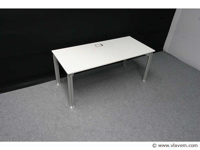 Design bureau bulo h2o - afbeelding 1 van  6