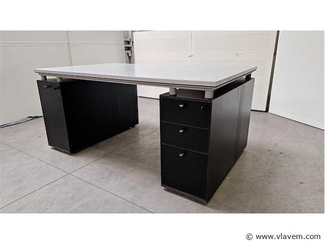 Design bureau bulo m166 - afbeelding 9 van  15