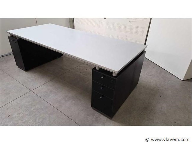 Design bureau bulo m233 - afbeelding 2 van  14