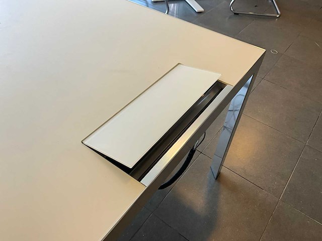 Design bureau opstelling - afbeelding 12 van  15