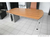 Design bureau vitra ad-hoc - afbeelding 1 van  5