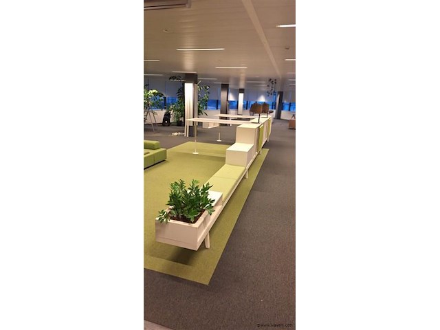 Design bureauinrichting vitra - afbeelding 13 van  17