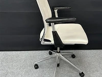 Design bureaustoel vitra meda - afbeelding 4 van  9