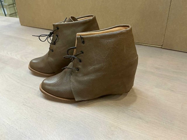 Design damesbottine met hak 38 - afbeelding 3 van  6