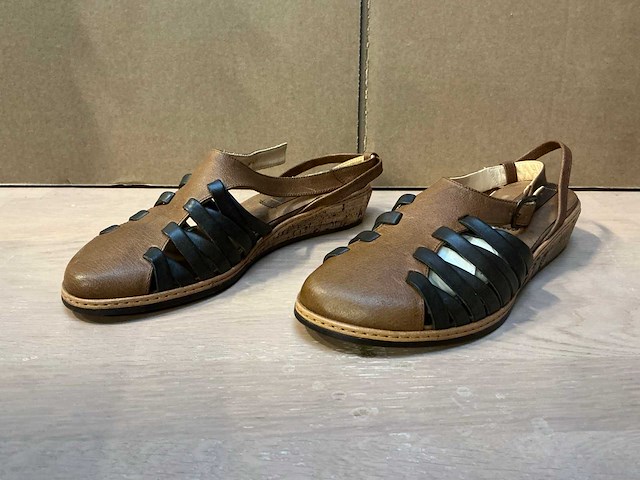 Design damessandalen 37 - afbeelding 1 van  6