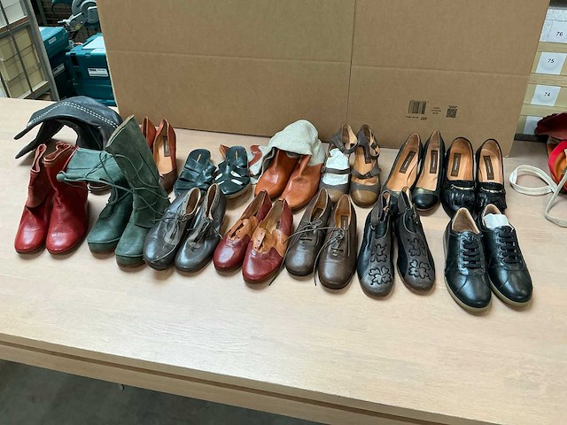 Design damesschoen (14x) - afbeelding 1 van  6