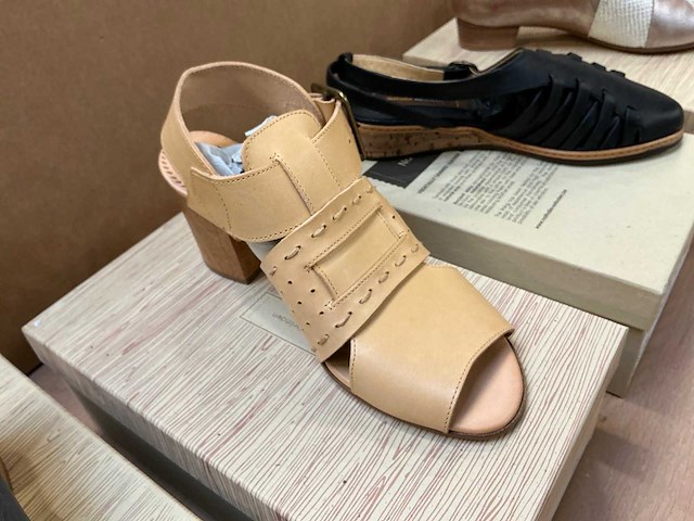 Design damesschoen 36,5 (6x) - afbeelding 3 van  14