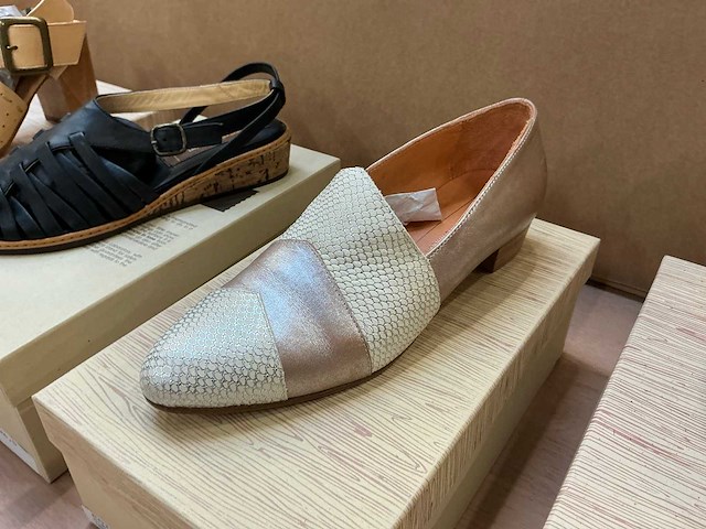 Design damesschoen 36,5 (6x) - afbeelding 11 van  14