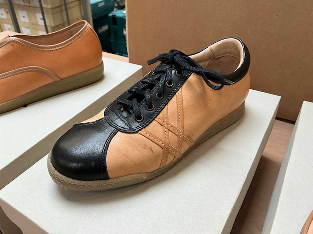 Design damesschoen 37 (6x) - afbeelding 2 van  14