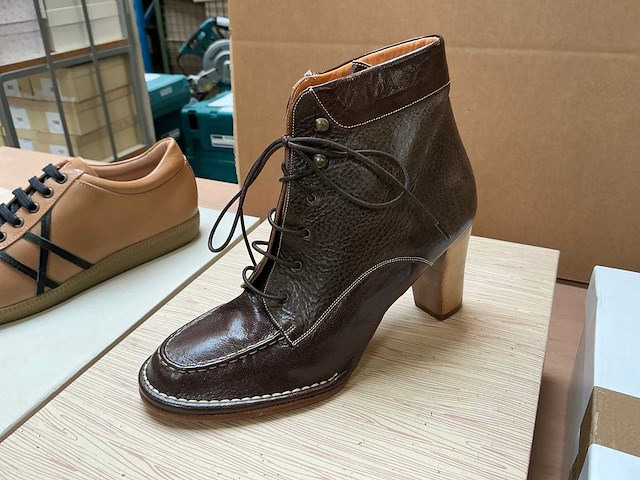 Design damesschoen 37 (6x) - afbeelding 12 van  13