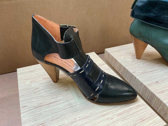 Design damesschoen 38 (5x) - afbeelding 3 van  12