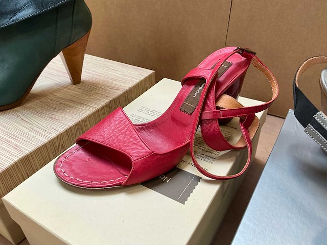 Design damesschoen 38 (5x) - afbeelding 9 van  12