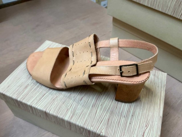 Design damesschoen 38 (6x) - afbeelding 9 van  14