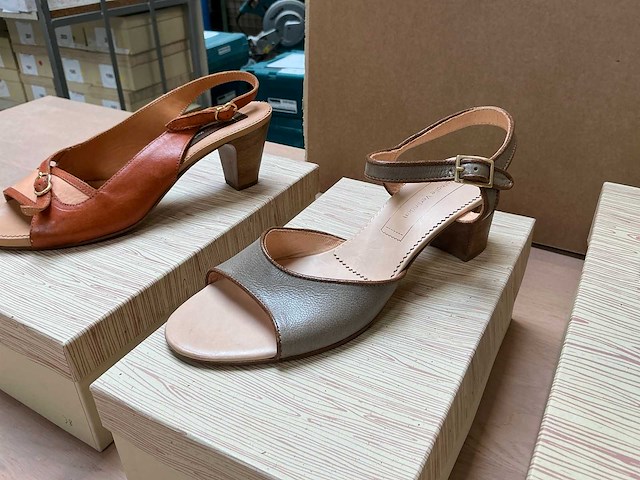 Design damesschoen 38 (6x) - afbeelding 2 van  14