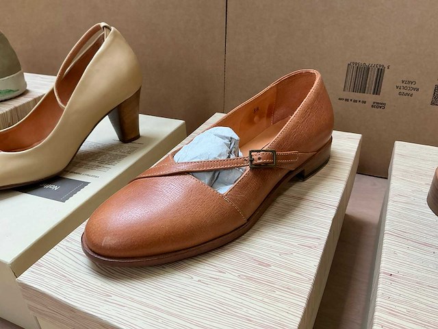 Design damesschoen 38 (6x) - afbeelding 9 van  14