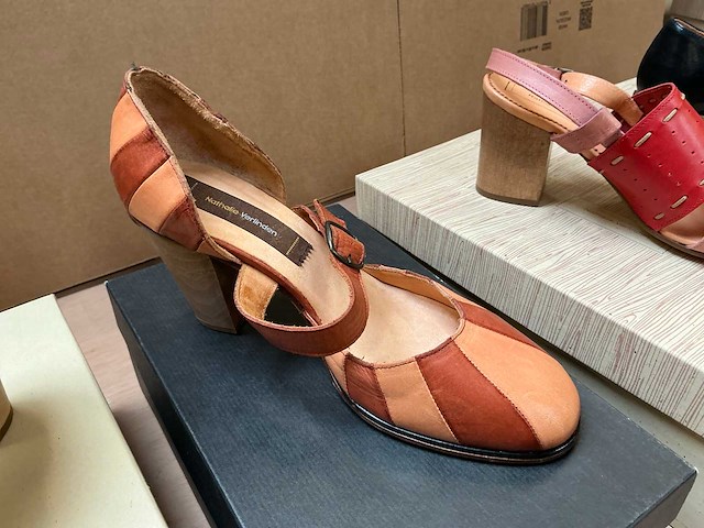 Design damesschoen 38 (6x) - afbeelding 13 van  13