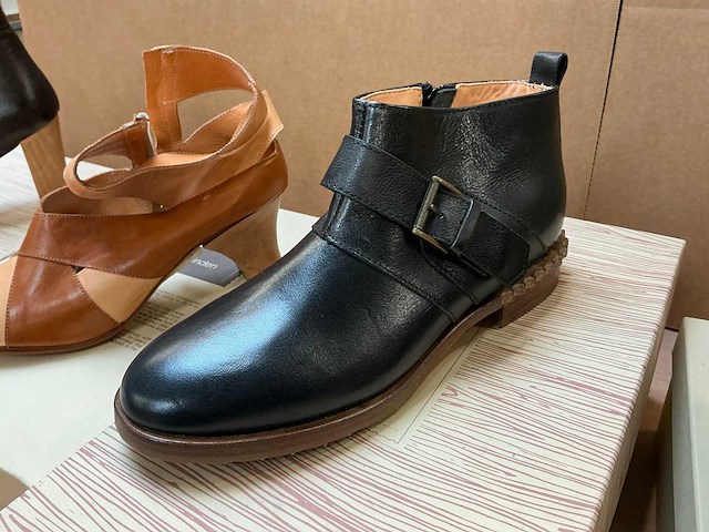 Design damesschoen 38 (6x) - afbeelding 9 van  13