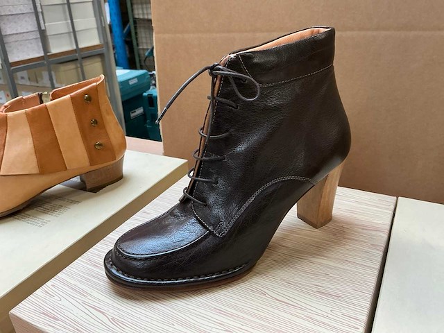 Design damesschoen 38 (6x) - afbeelding 13 van  13