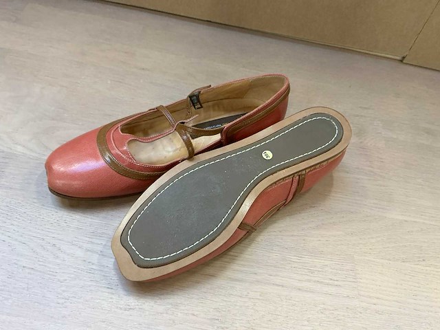 Design damesschoen 38,5 - afbeelding 5 van  7