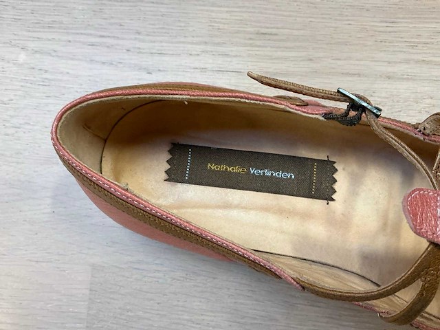 Design damesschoen 38,5 - afbeelding 6 van  7