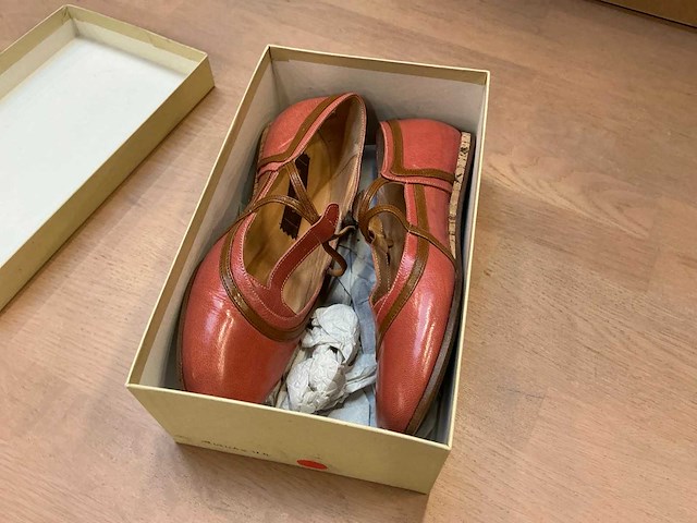 Design damesschoen 38,5 - afbeelding 7 van  7