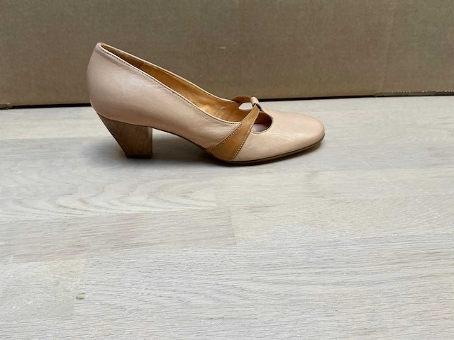 Design damesschoen 38 - afbeelding 2 van  7
