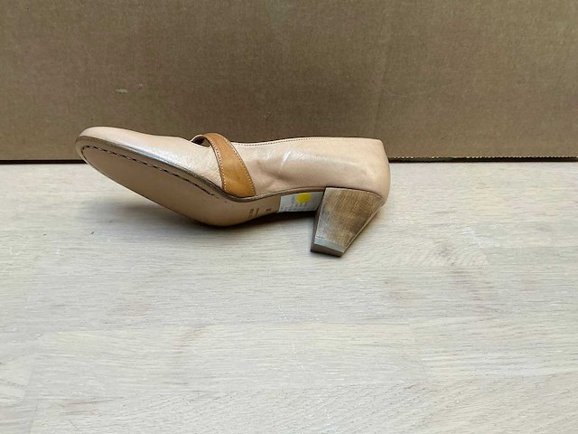 Design damesschoen 38 - afbeelding 3 van  7