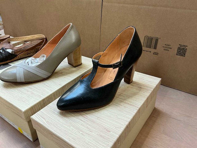 Design damesschoen (6x) - afbeelding 9 van  16