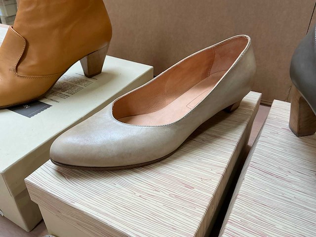 Design damesschoen (6x) - afbeelding 11 van  14