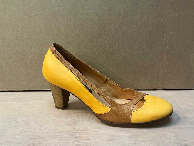 Design damesschoen met hak 36 - afbeelding 1 van  6