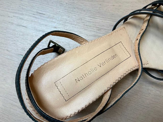 Design damesschoen met hak 36 - afbeelding 4 van  7