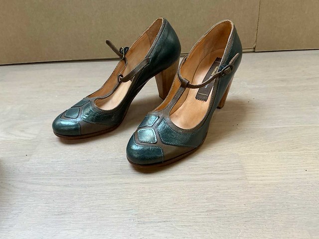 Design damesschoen met hak 36 - afbeelding 1 van  7