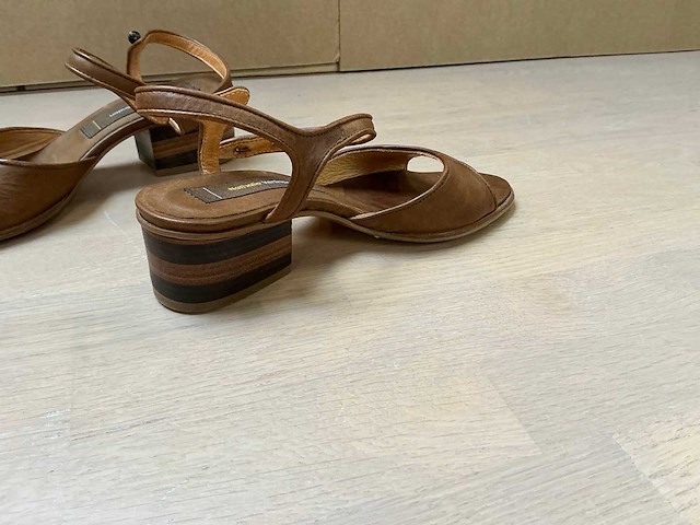 Design damesschoen met hak 36 - afbeelding 5 van  6