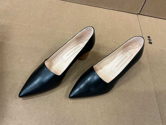 Design damesschoen met hak 36 - afbeelding 2 van  7