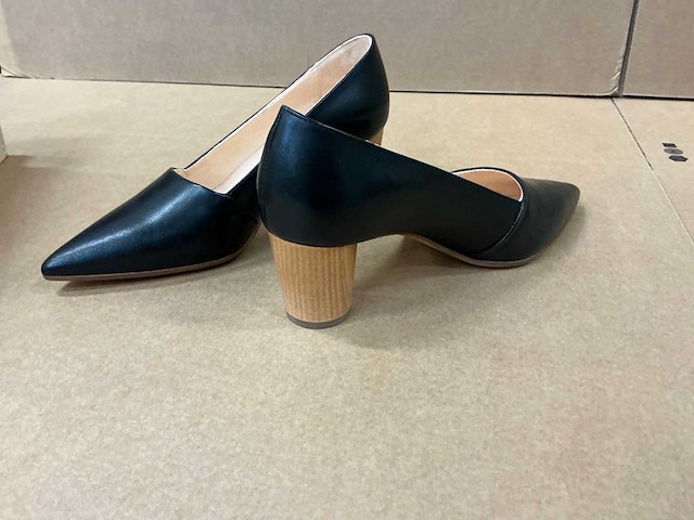 Design damesschoen met hak 36 - afbeelding 4 van  7