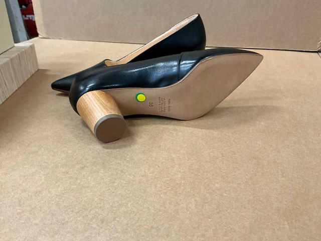 Design damesschoen met hak 36 - afbeelding 6 van  7